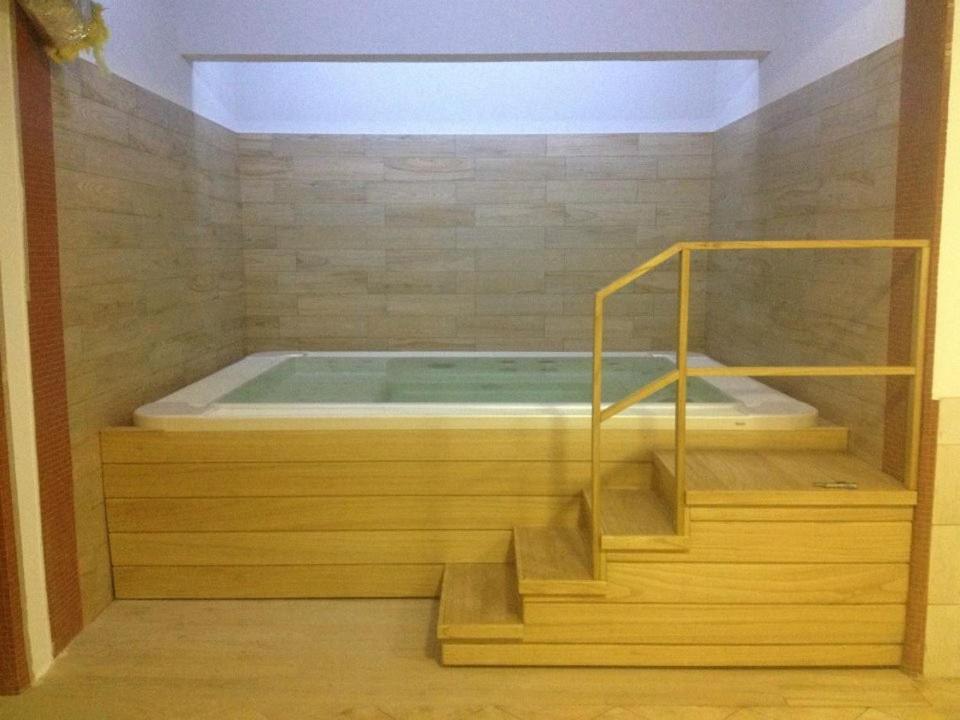 באיה Duna Wellness Hotel מראה חיצוני תמונה